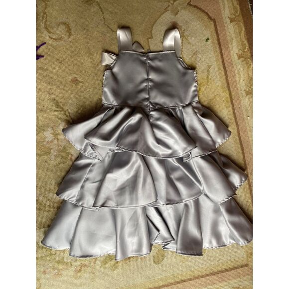 Incomplete Handmade Silver Sequin Tiered Holiday Dress Girls Size 7 - Picture 5 of 8